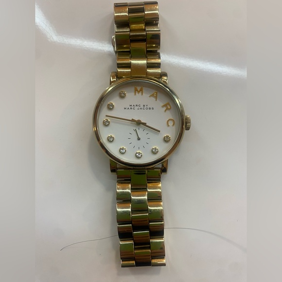 Gently used Marc Jacob’s Watch - Picture 4 of 10